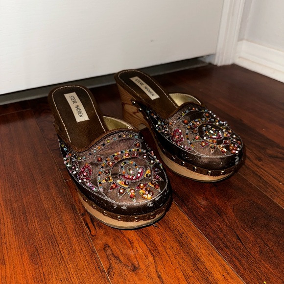 Beaded Clogs🤎 - Picture 3 of 5